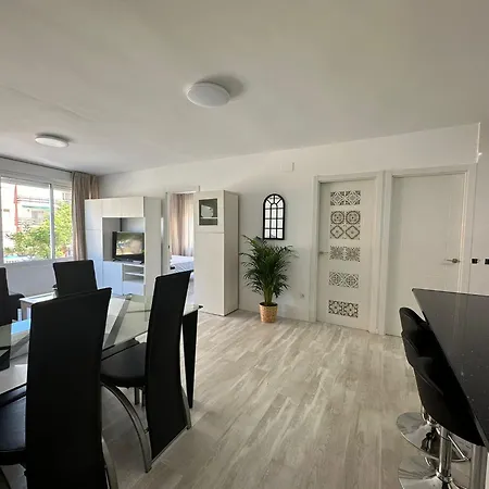 Centro Con Piscina * Torremolinos