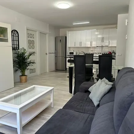 Centro Con Piscina Apartment Torremolinos